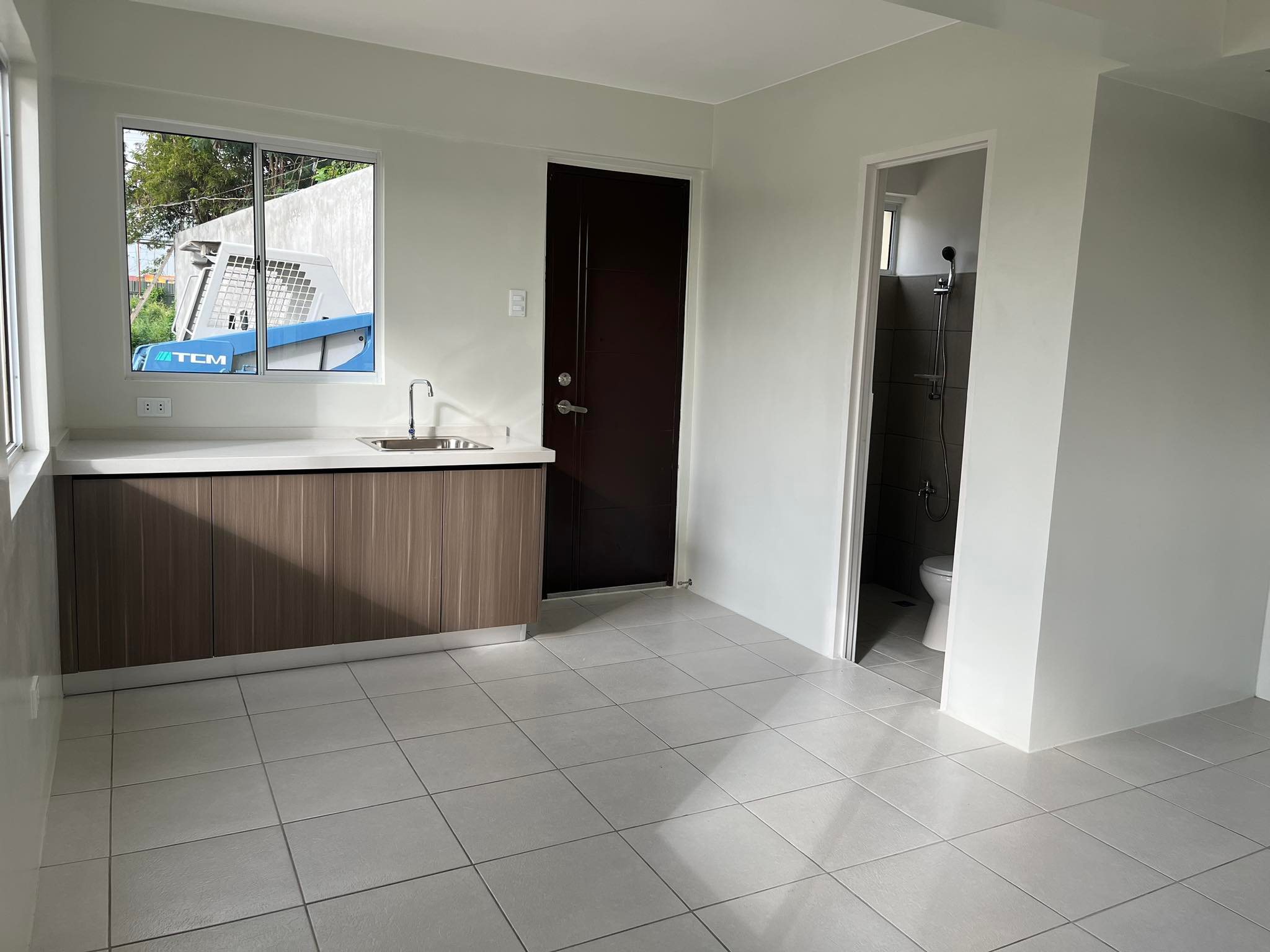NEUVILLE TOWNHOUSE