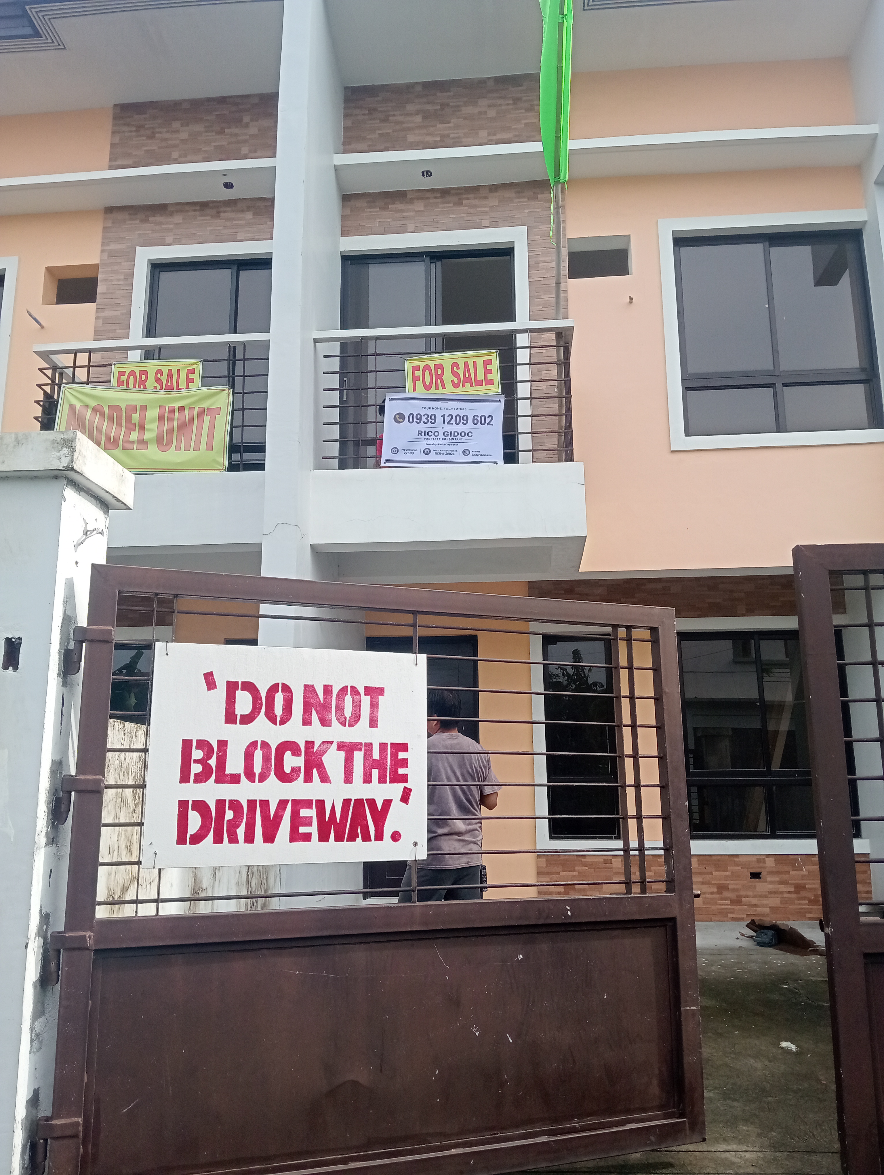 Ready for Occupancy Townhouse Pilar Village Las Pinas