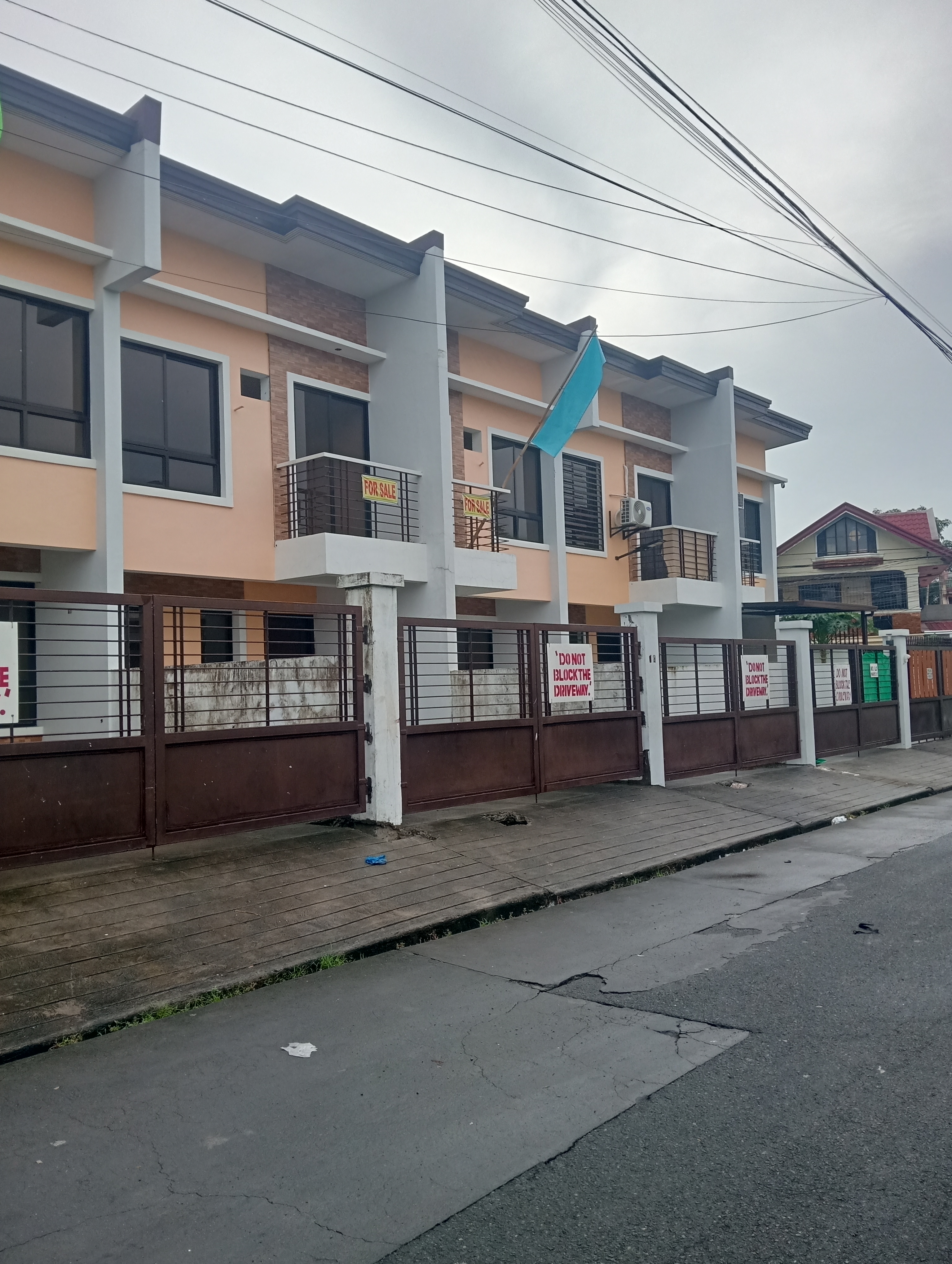 RFO Unit Living Area Ready for Occupancy Townhouse Las Piñas